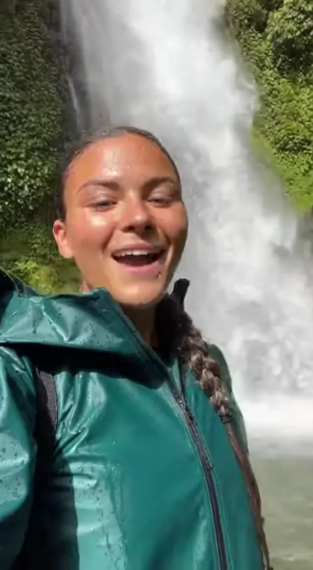 Ultimate Bone Dry Rain Hook